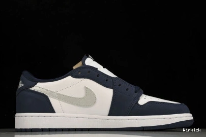 Jordan CJ7891 400 Low Midnight Navy SB 1 1122